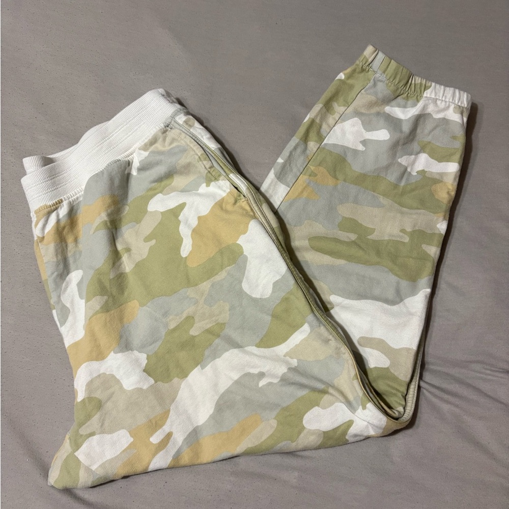 Aerie XL camo joggers